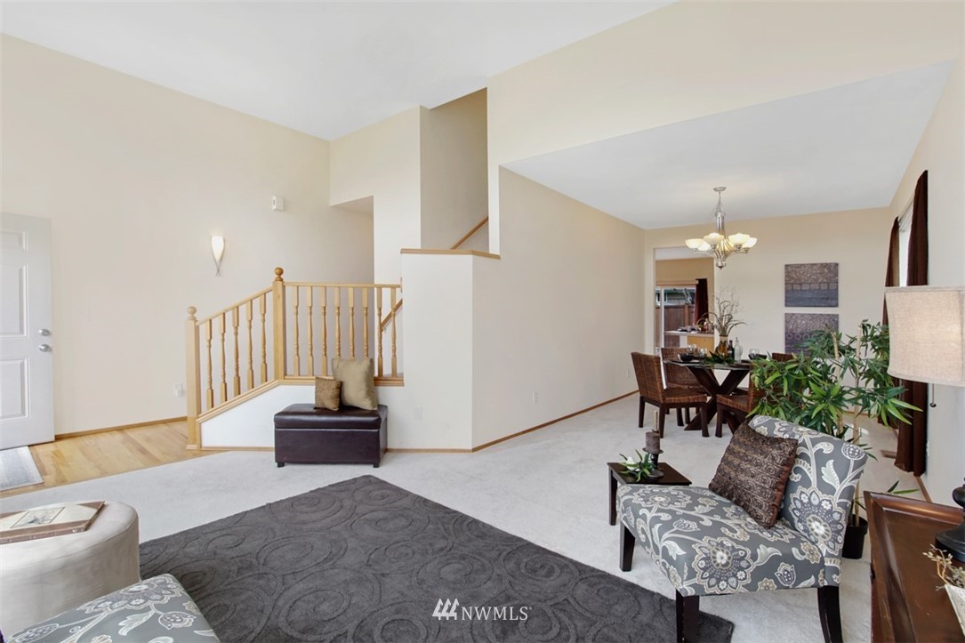 6812 Northeast 1st Place Renton, WA 98059 - Photo 3 of 25