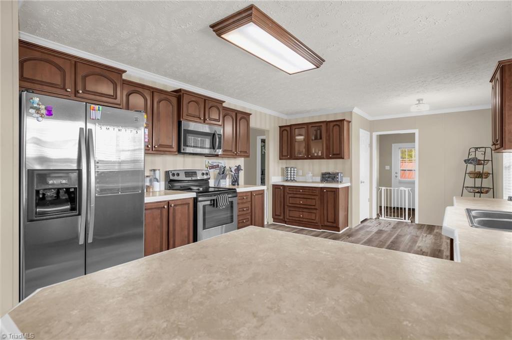 690 Snead Road Stoneville, NC 27048 - Photo 13 of 48