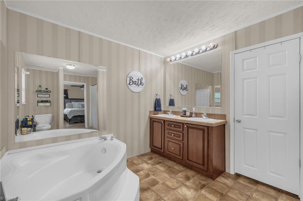 690 Snead Road Stoneville, NC 27048 - Photo 22 of 48