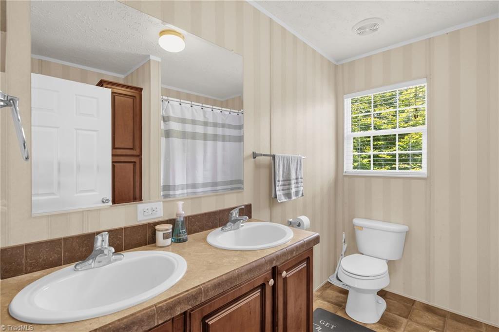 690 Snead Road Stoneville, NC 27048 - Photo 25 of 48