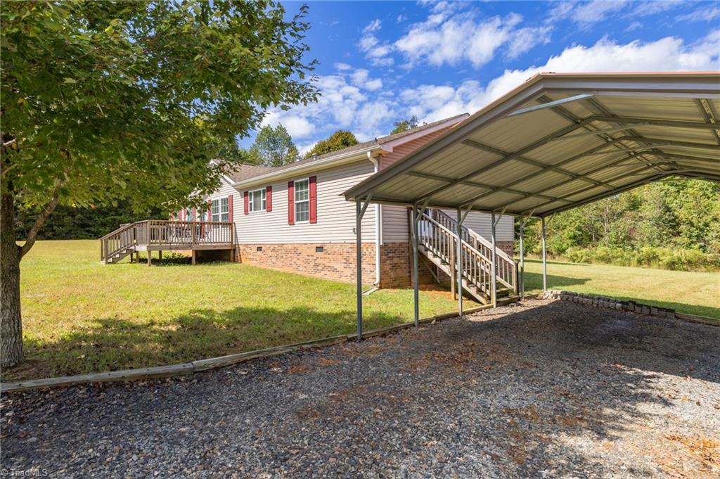 690 Snead Road Stoneville, NC 27048 - Photo 5 of 48