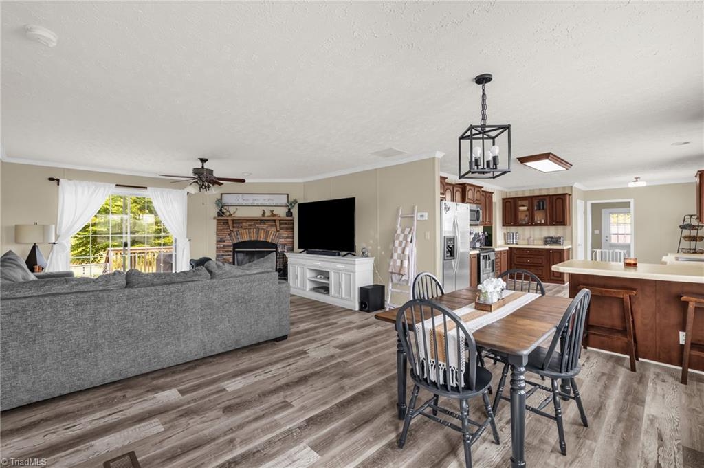 690 Snead Road Stoneville, NC 27048 - Photo 7 of 48