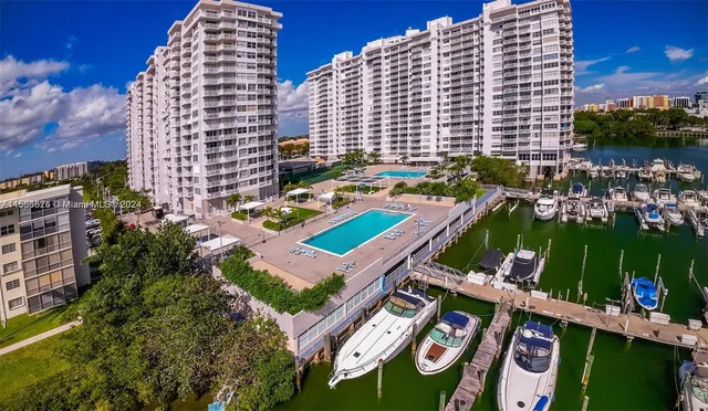 $169,999 | 2750 Northeast 183rd Street, Unit 1107, Aventura, FL 33160