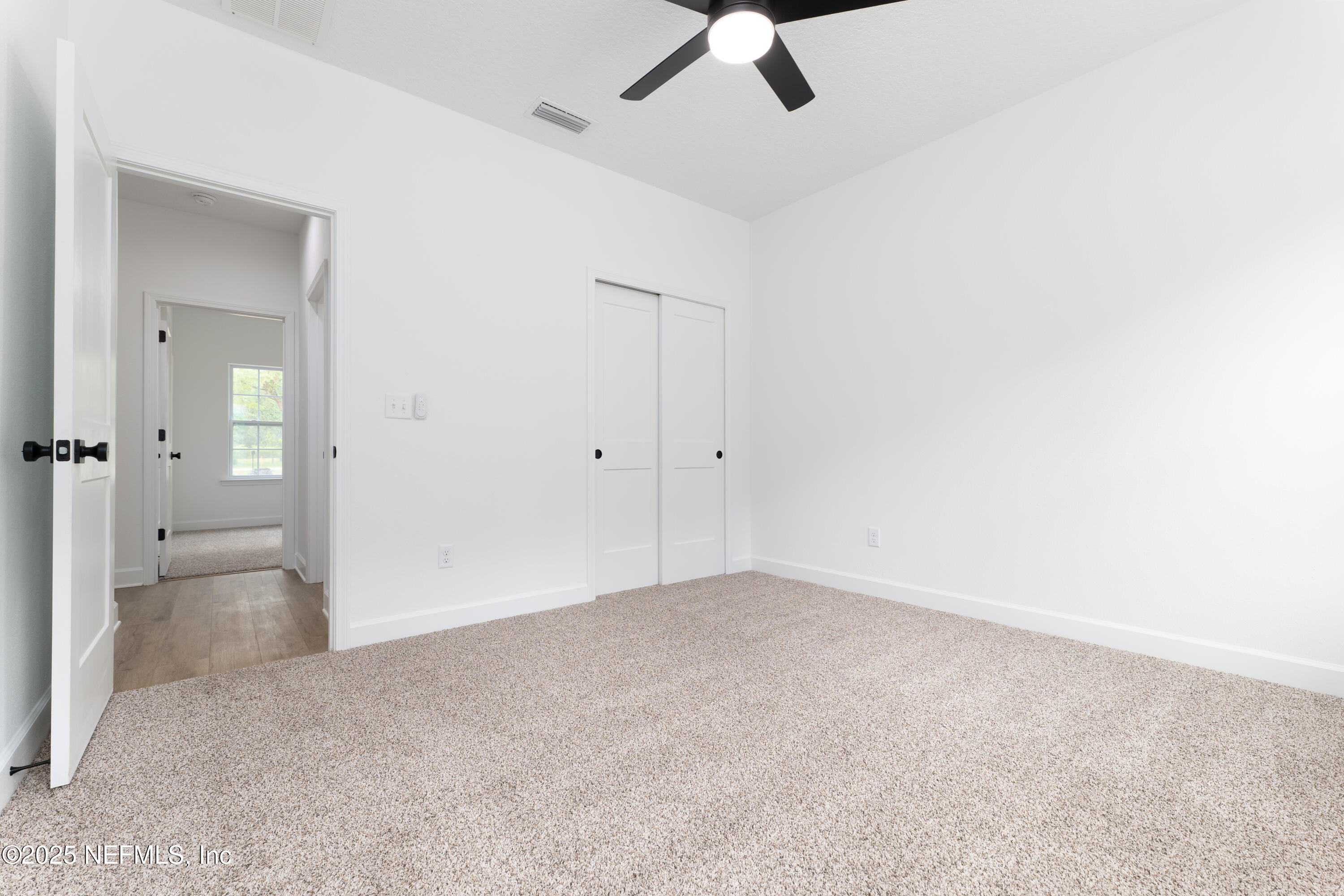 2410 Daisy Street Middleburg, FL 32068 - Photo 13 of 25 an empty room with a bathroom