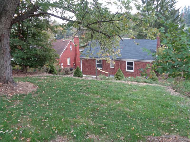 1037 Connor Road Castle Shannon, PA 15234 - Photo 22 of 25 Yard/Garden.