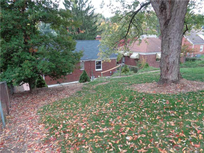 1037 Connor Road Castle Shannon, PA 15234 - Photo 23 of 25 Yard/Garden.