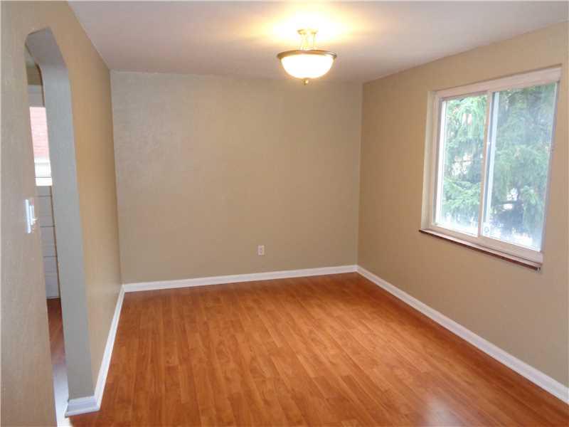 1037 Connor Road Castle Shannon, PA 15234 - Photo 8 of 25 Dining Room.