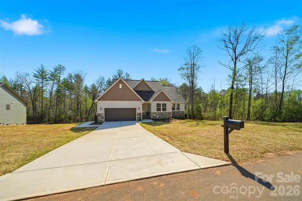 $434,900 | 2422 Kimberly Avenue, Morganton, NC 28655