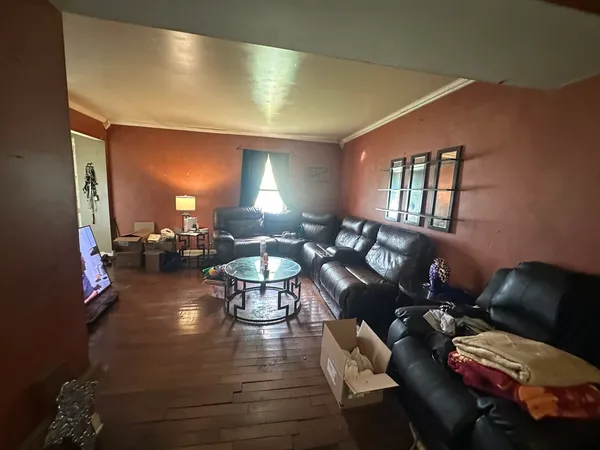 $250,000 | 3024 Long Grove Lane, Aurora, IL 60504