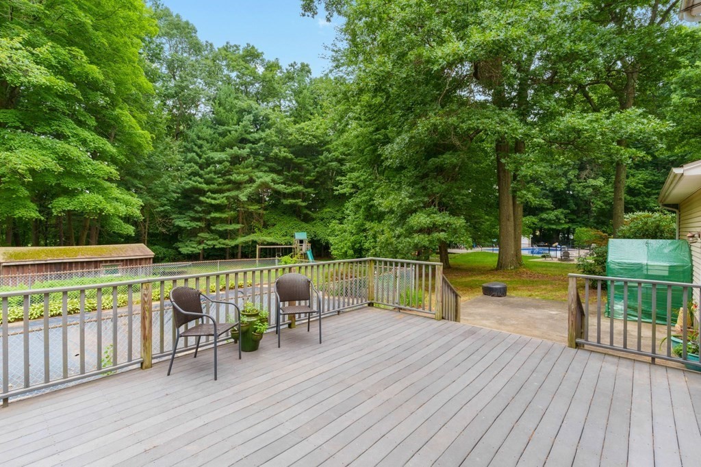 44 Indian Spring Road East Longmeadow, MA 01028 - Photo 8 of 42 Gallery Image 8