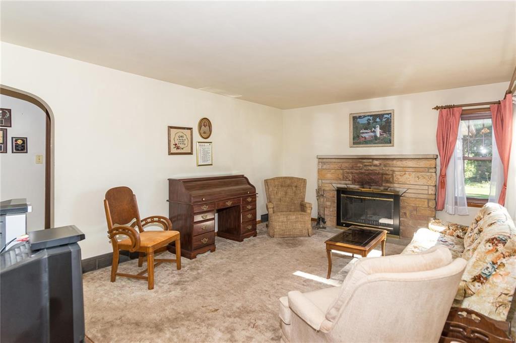10626 Vandergriff Road Indianapolis, IN 46239 - Photo 4 of 28