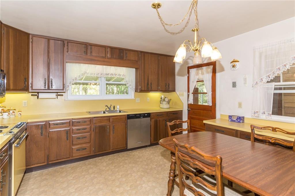 10626 Vandergriff Road Indianapolis, IN 46239 - Photo 7 of 28