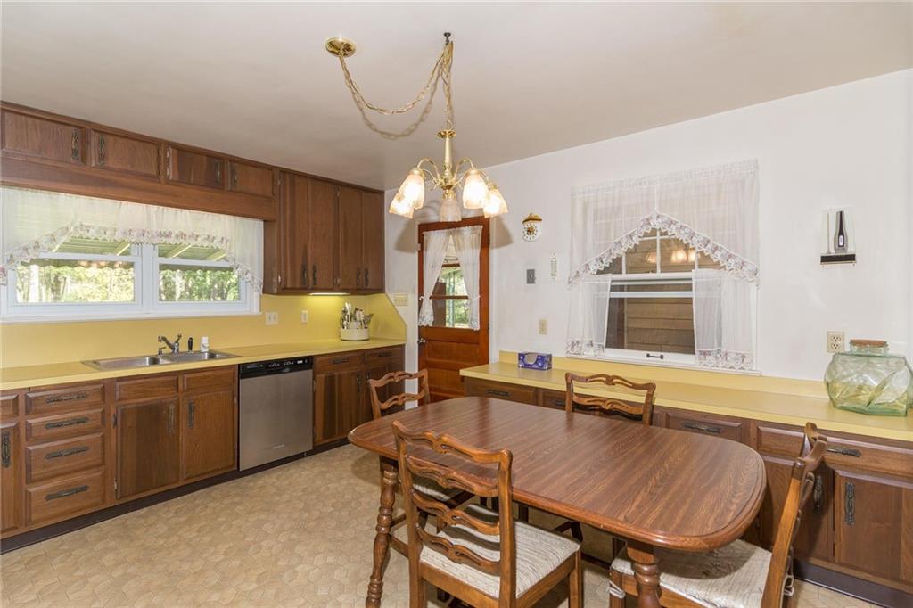 10626 Vandergriff Road Indianapolis, IN 46239 - Photo 9 of 28