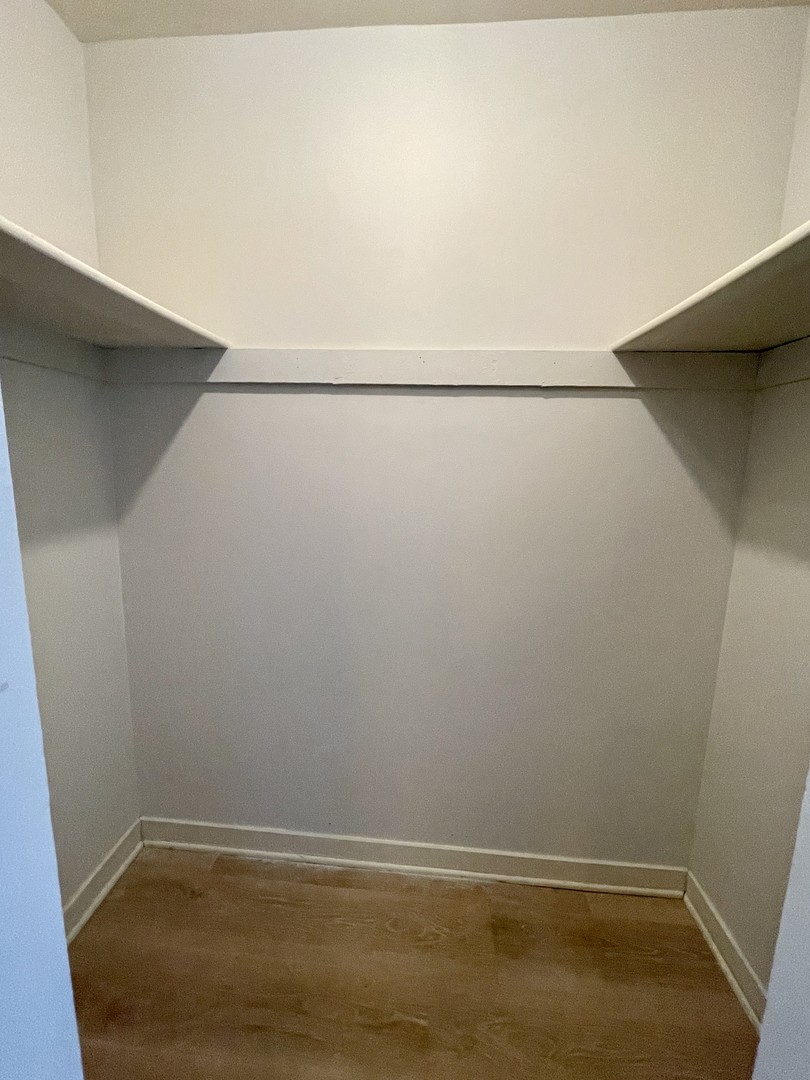 655 West Irving Park Road, Unit 3006 Chicago, IL 60613 - Photo 10 of 13