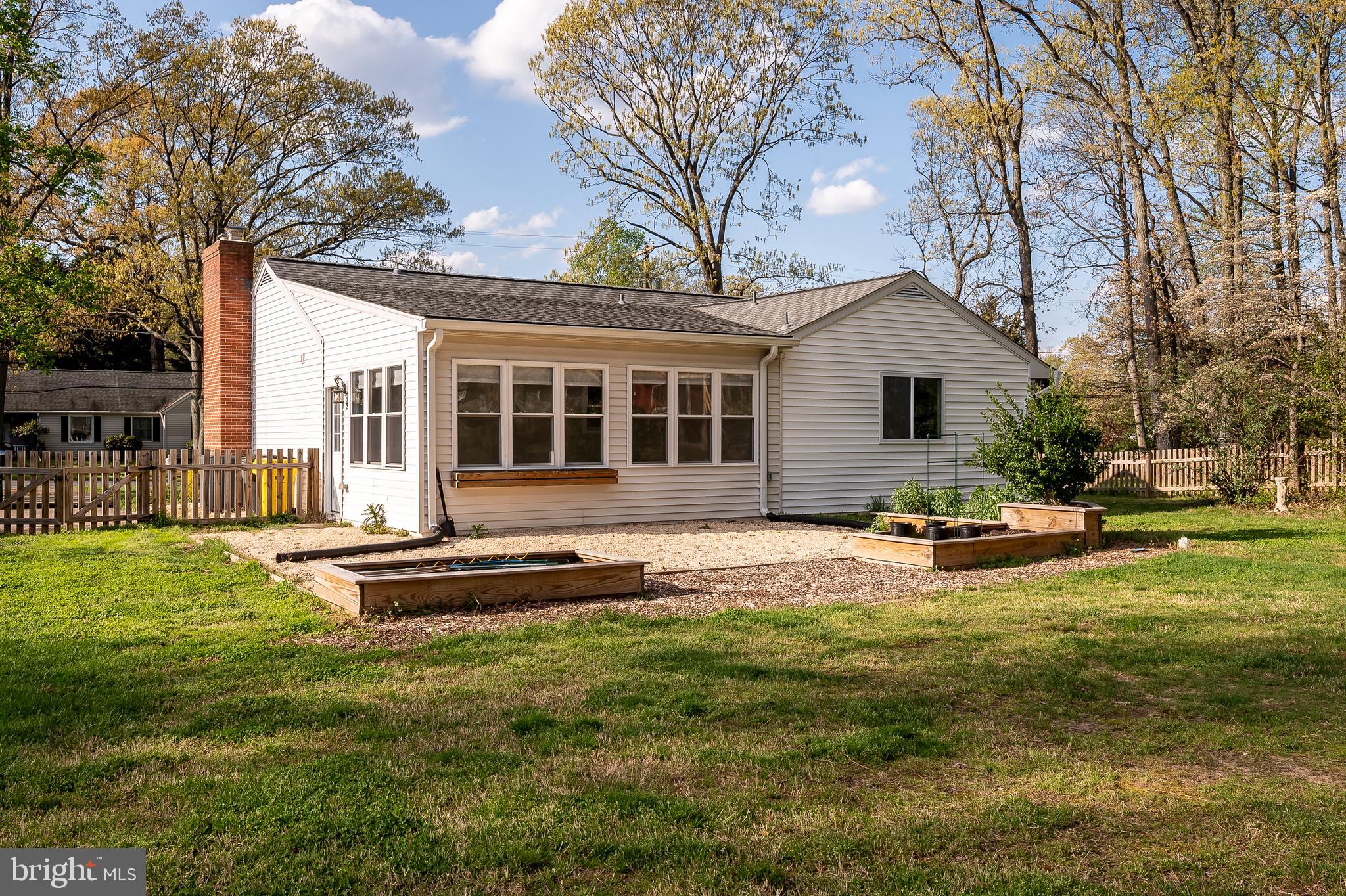 957 Shore Acres Road Arnold, MD 21012 - Photo 31 of 31 Exterior Back (alt view)