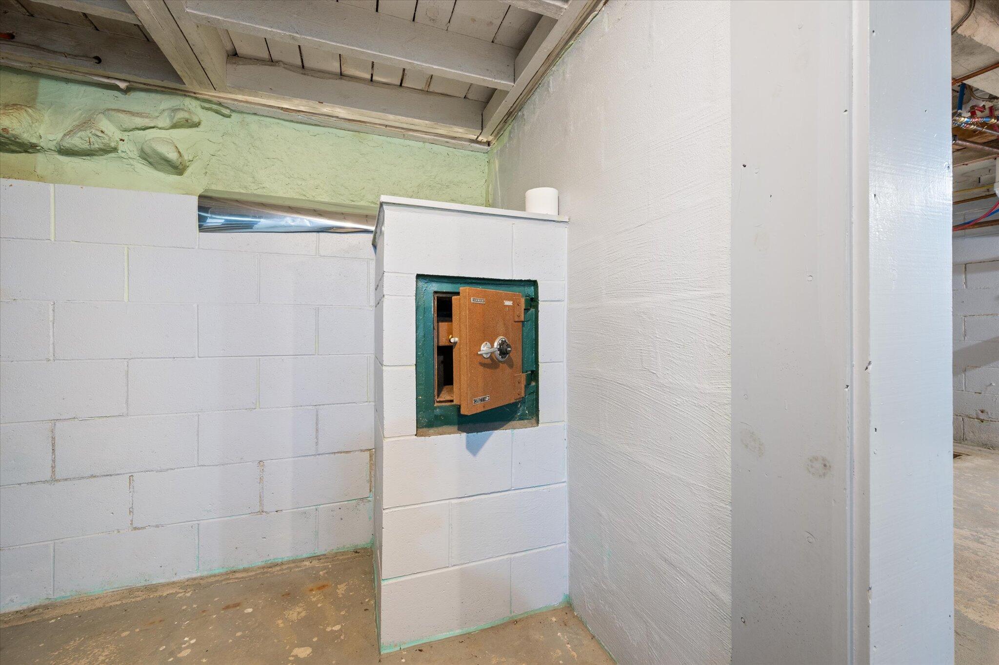 1445 Bangor Road Ellsworth, ME 04605 - Photo 47 of 51 58-Basement