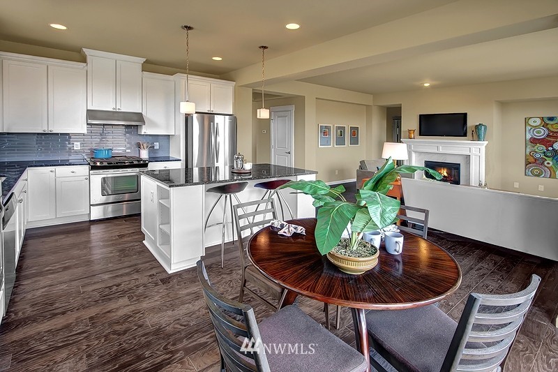 849 Lyons Avenue Northeast Renton, WA 98059 - Photo 12 of 16
