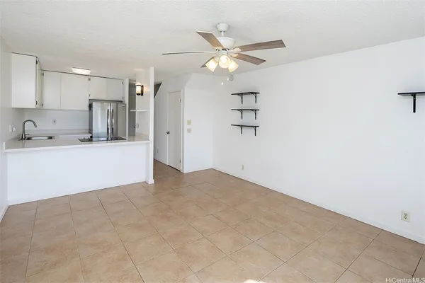 $2,500 | 350 Aoloa Street, Unit C222, Kailua, HI 96734