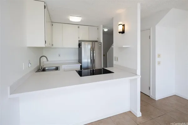 $2,500 | 350 Aoloa Street, Unit C222, Kailua, HI 96734