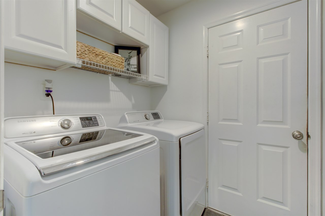 5516 Banwell Place Raleigh, NC 27613 - Photo 15 of 30 Laundry