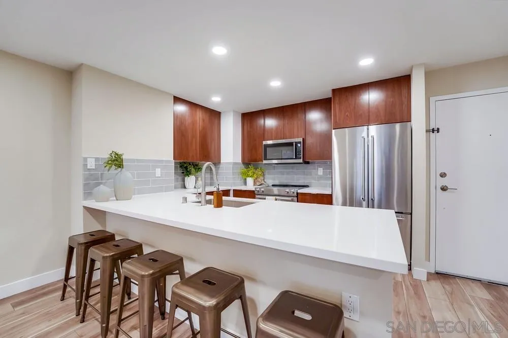 2500 Torrey Pines Road, Unit 801 La Jolla, CA 92037 - Photo 9 of 27 Gallery Image 9