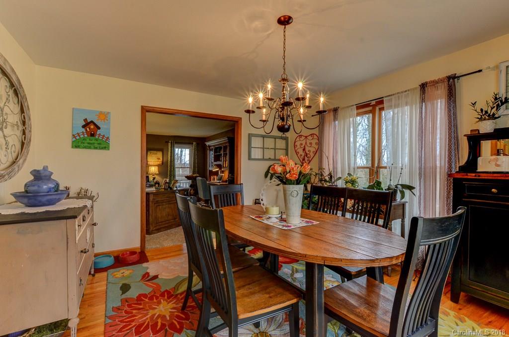 96 Morgan Branch Estate Road Candler, NC 28715 - Photo 11 of 34 Gallery Image 11