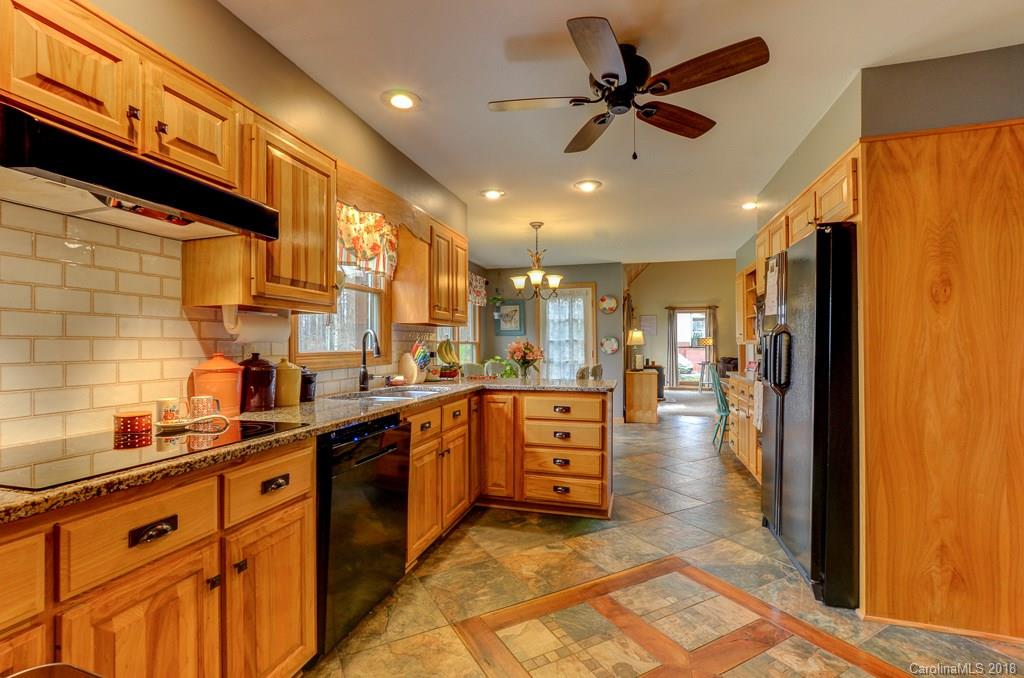 96 Morgan Branch Estate Road Candler, NC 28715 - Photo 9 of 34 Gallery Image 9
