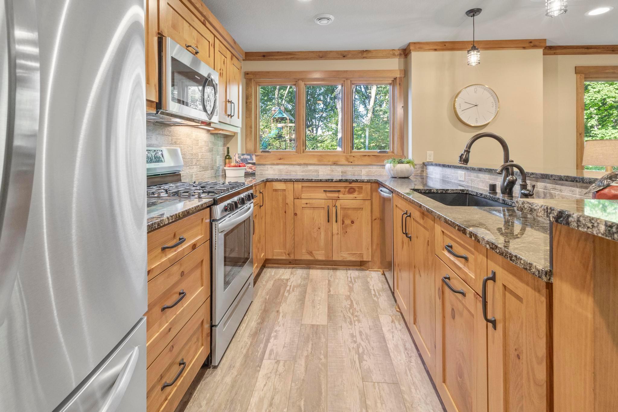 20060 Vine Street Excelsior, MN 55331 - Photo 45 of 62