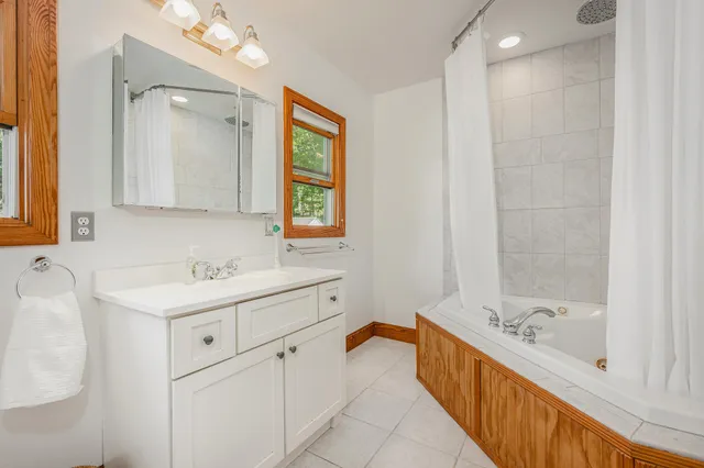 $599,900 | 3189 125th Avenue, Allegan, MI 49010