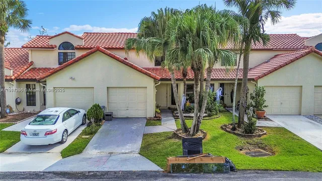 $2,850 | 18578 Woodstream Drive, Boca Raton, FL 33498