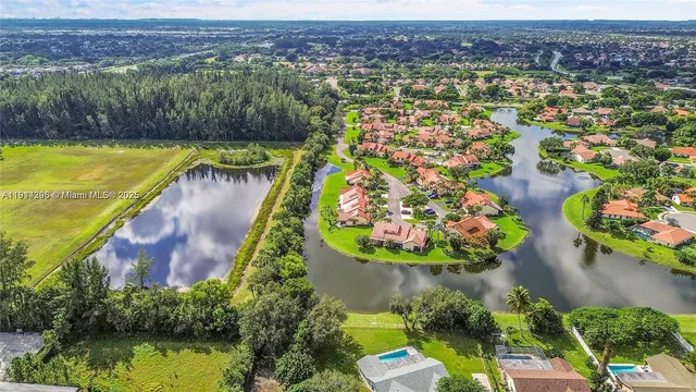 $2,850 | 18578 Woodstream Drive, Boca Raton, FL 33498