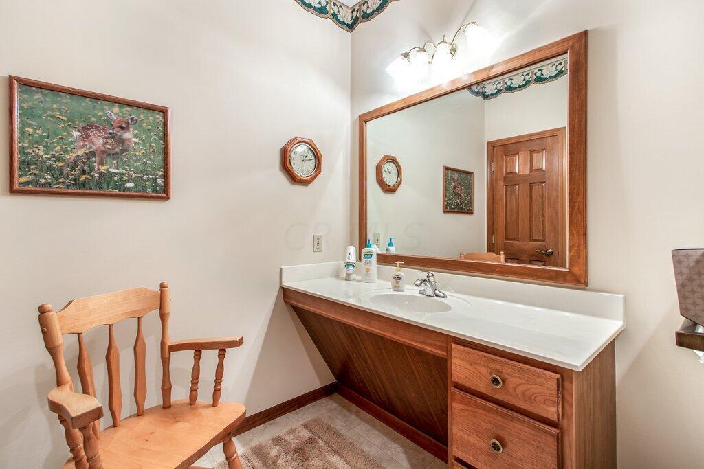 4168 Clark-Shaw Road Powell, OH 43065 - Photo 17 of 25 4168 Clark-Shaw Road-25.jpg-SMALL