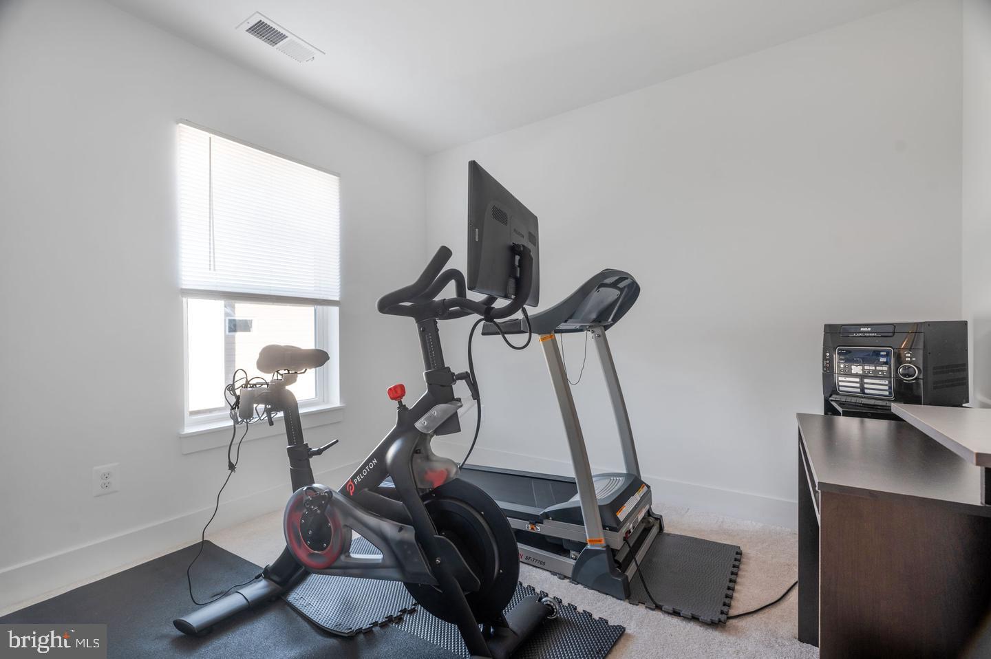 317 Riggs Park Place Washington, DC 20011 - Photo 26 of 37