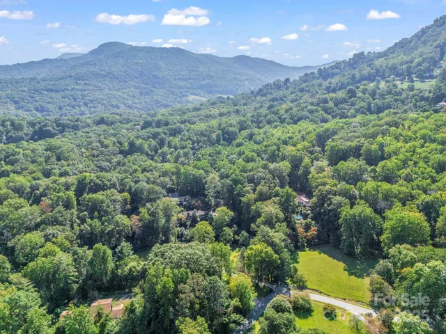 $448,500 | 81 Jericho Drive, Tryon, NC 28782