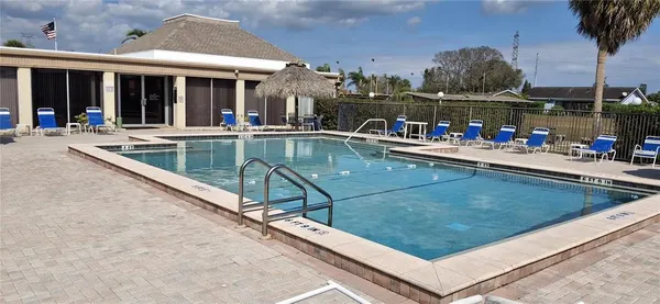$124,900 | 4737 Lake Villa Drive, Clearwater, FL 33762