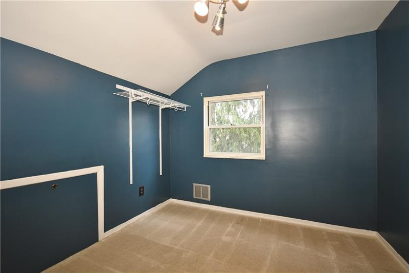 5063 Grove Road Pittsburgh, PA 15236 - Photo 19 of 25 Gallery Image 19