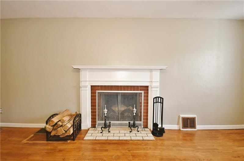 5063 Grove Road Pittsburgh, PA 15236 - Photo 7 of 25 Gallery Image 7