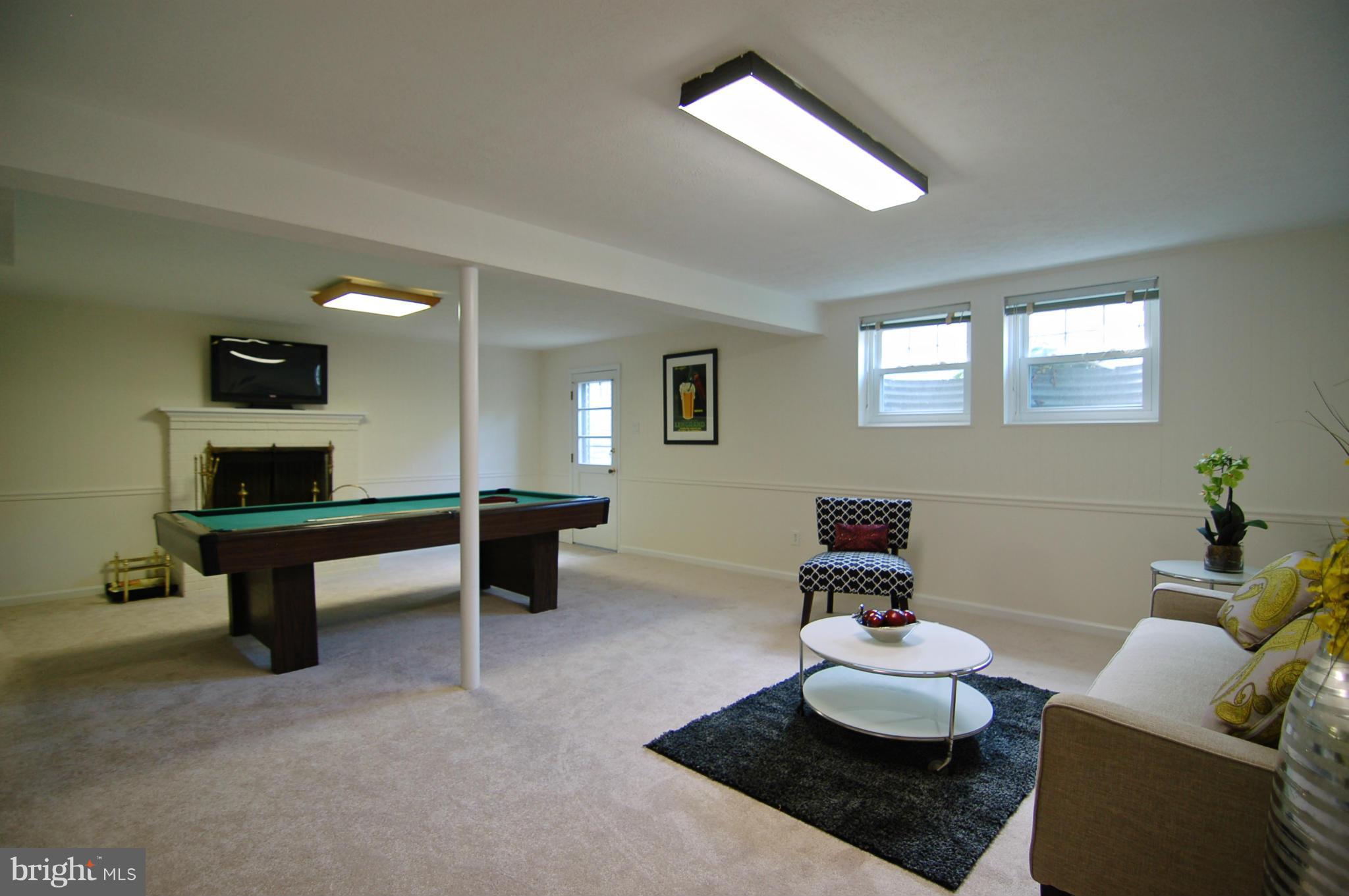 2721 Weller Road Silver Spring, MD 20906 - Photo 18 of 30 Family Room