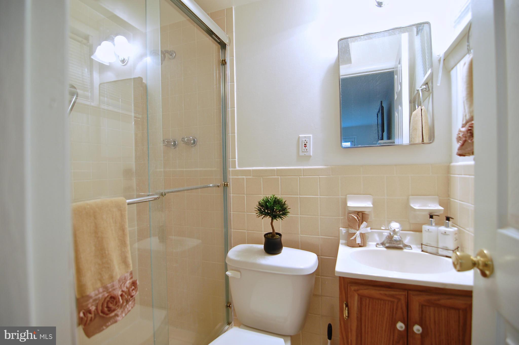 2721 Weller Road Silver Spring, MD 20906 - Photo 21 of 30 Bath