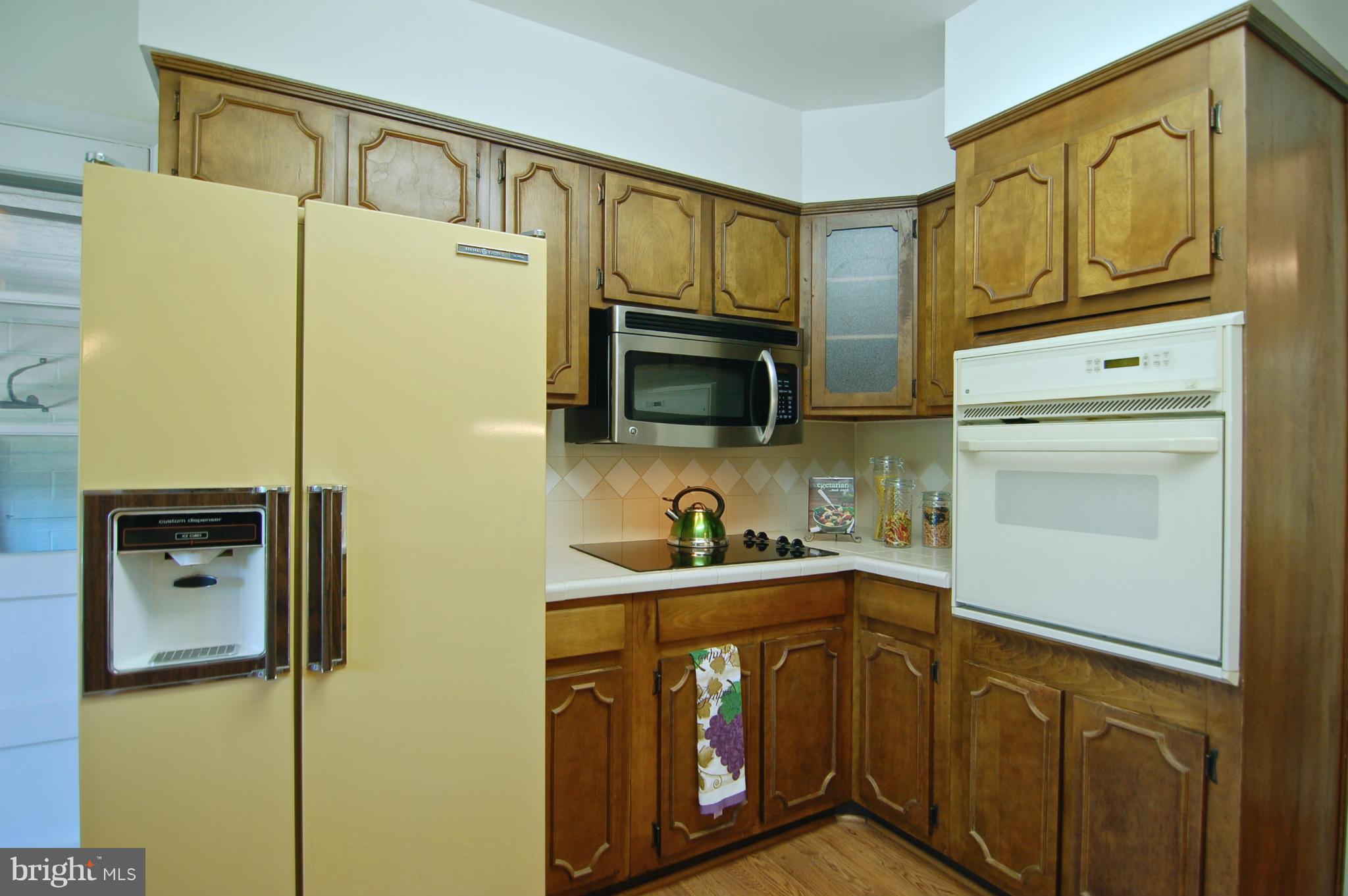 2721 Weller Road Silver Spring, MD 20906 - Photo 8 of 30 Kitchen
