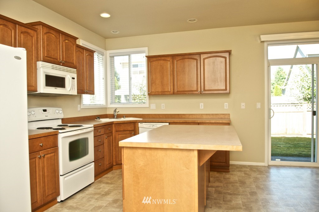 7153 Inlay Street Southeast Lacey, WA 98513 - Photo 12 of 25 Gallery Image 12