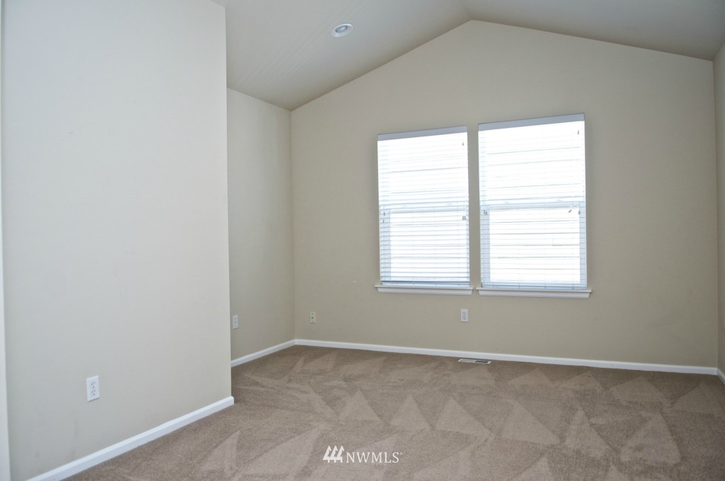 7153 Inlay Street Southeast Lacey, WA 98513 - Photo 14 of 25 Gallery Image 14