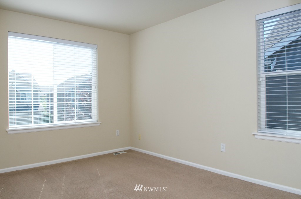 7153 Inlay Street Southeast Lacey, WA 98513 - Photo 21 of 25 Gallery Image 21