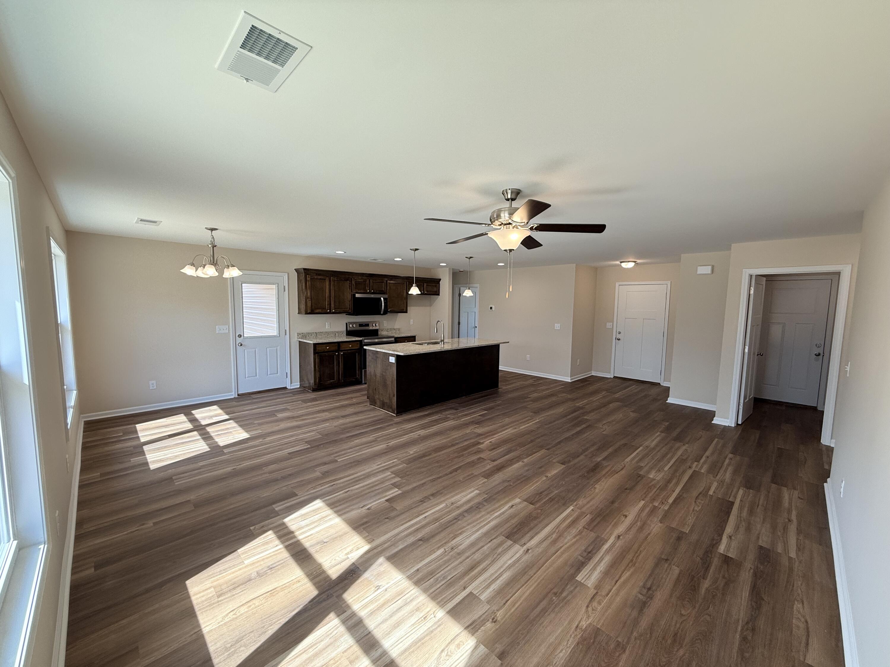 3945 Peakvalley Road Sumter, SC 29154 - Photo 5 of 22 Gallery Image 5