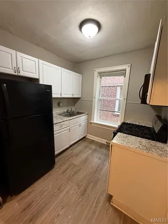 $850 | 4030 Hydraulic Avenue, Unit A, St. Louis, MO 63116