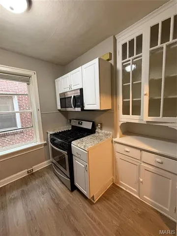 $895 | 4030 Hydraulic Avenue, Unit A, St. Louis, MO 63116