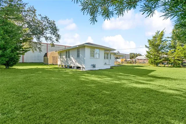 $195,000 | 147 Star Place, Belle Chasse, LA 70037