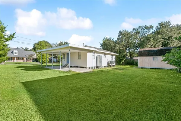 $195,000 | 147 Star Place, Belle Chasse, LA 70037