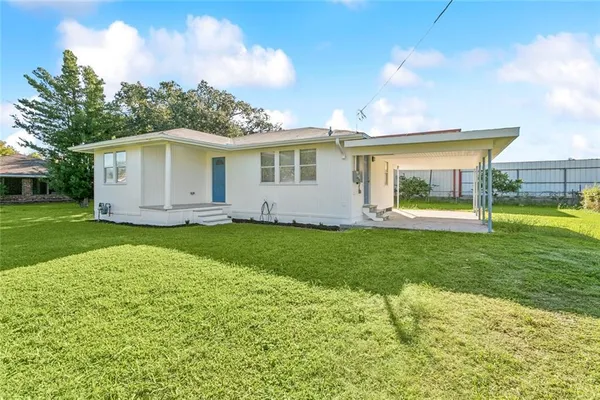 $195,000 | 147 Star Place, Belle Chasse, LA 70037