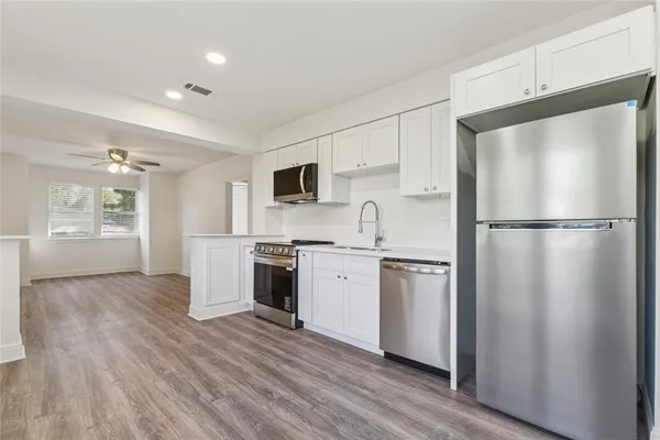 $195,000 | 147 Star Place, Belle Chasse, LA 70037